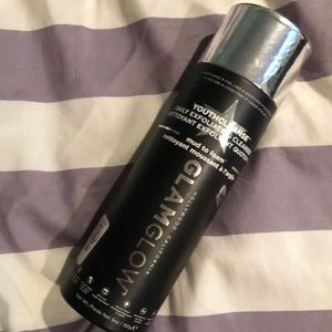 Glam glow youth cleanse daily exfoliating cleanser